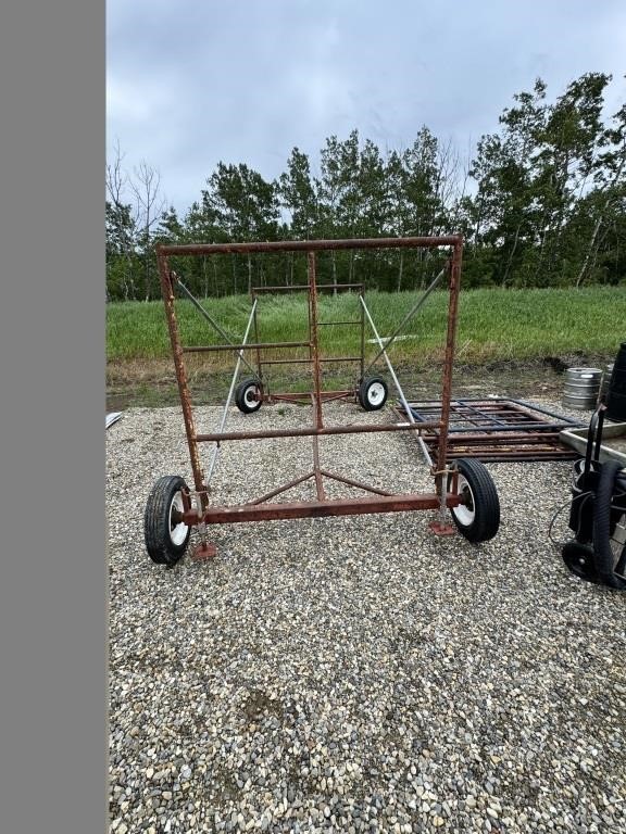 Scaffolding / Wagon Trailer