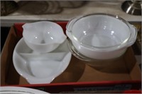 COLLECTION OF FIRE KING BOWLS, & PYREX BOWLS