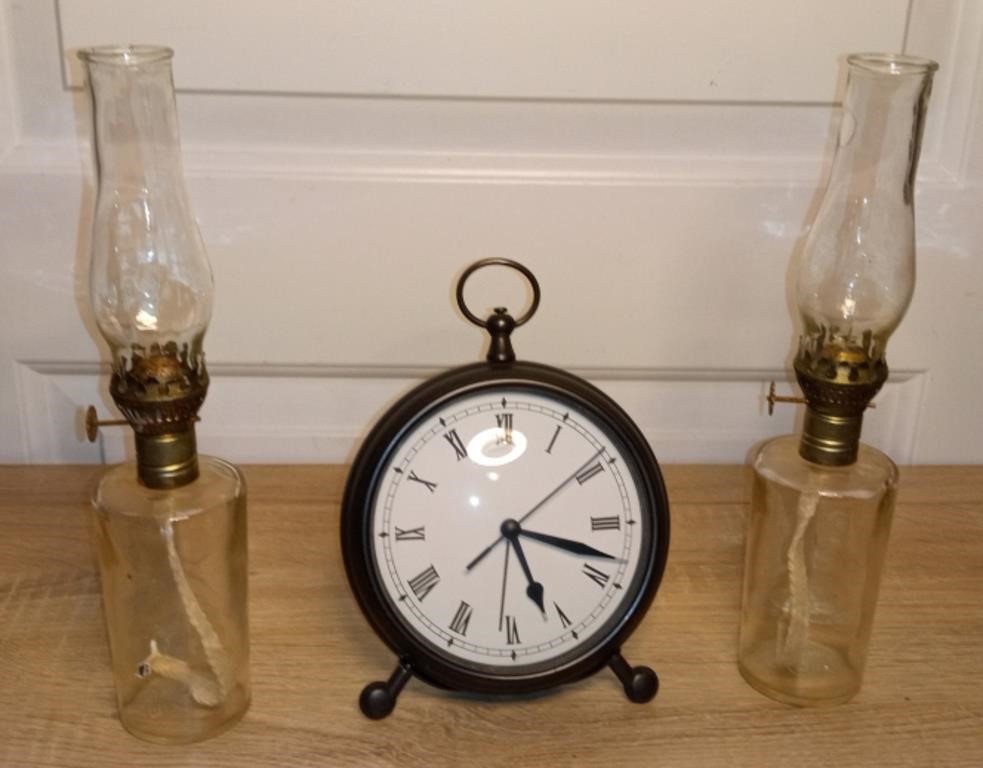 Clock & Miniature Lanterns