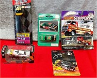 11 - LOT OF NASCAR COLLECTIBLES (S72)