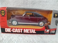 1/32 Dis-Cast Model Porsche - NIB