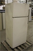 Refrigerator, Approx 28"x27"x64", Works Per Seller