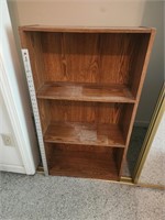 Wood-look Storage shelf