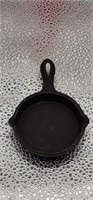 Vintage cast iron mini skillet black
