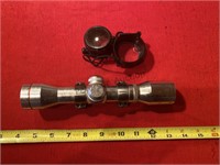 Simmons 4x32 Pistol Scope With Ruger Rings