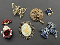 Costume Jewelry Pins & Brooches