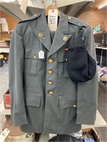 Army Uniform & Beret Sz 37R