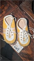 Size 4 vintage Children's shoes