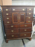 Large chest, see description