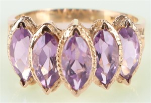 10K YELLOW GOLD AMETHYST TIERED LADIES RING