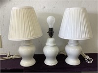 3 matching ceramic table lamps