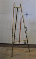 Brass-colour metal easel, see pics