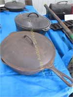 Large 10" cast iron skillet w/ lid & 5 quart