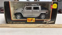 Maisto 2001 HUMMER H2 1/27 scale