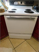 GE electric stove, approx., 45H x 30W x 27D