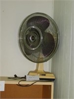 Lg. oscillating fan
