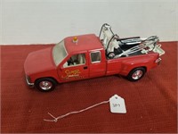1995 CHEVY TOW TRUCK DIECAST