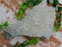 QUARTZ ROCK STONE LAPIDARY SPECIMEN