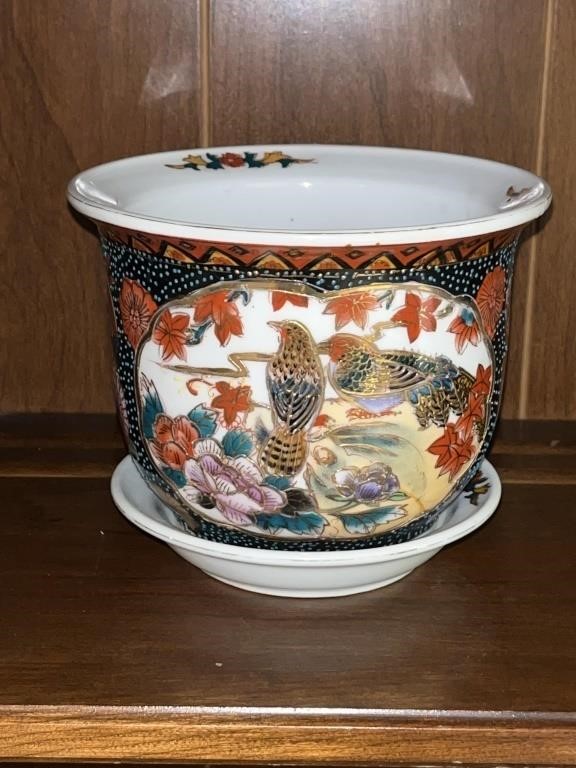 Vintage Porcelain Hand Painted Chinese Planter.