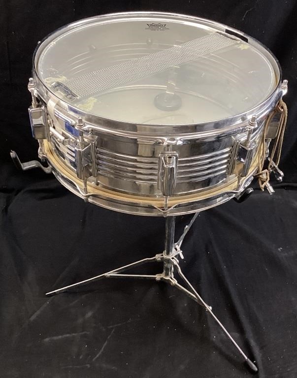 CB-700 PERCUSSION SNARE DRUM w STAND