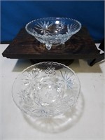 Pair of pattern glass bowls on short feet