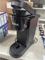 KEURIG COFFEE MAKER