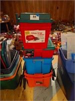 Lot of totes with lids