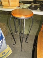 METAL PLANT STAND W/WOOD TOP