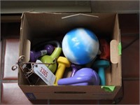 Lot #3365 - Box full of work out weights and
