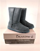 NEW Bearpaw Women's Boots (Size: 9)