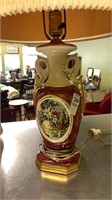 Historical porcelain lamp