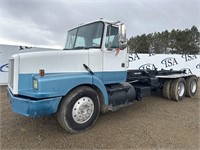 1990 White GMC WG64 Cab And Chassis Hook Truck