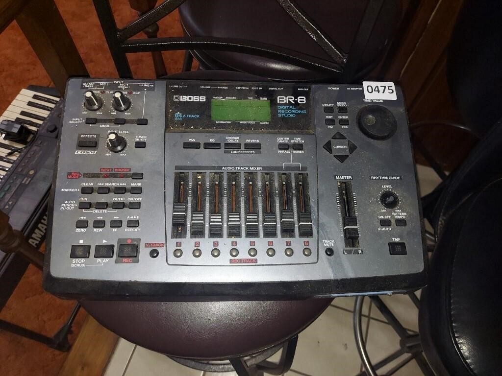 Boss BR-8 8 Channel Sound Mixer. Working