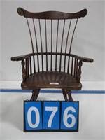FREDERICK DUCKLOE COLONIAL REPRODUCTION CHAIR