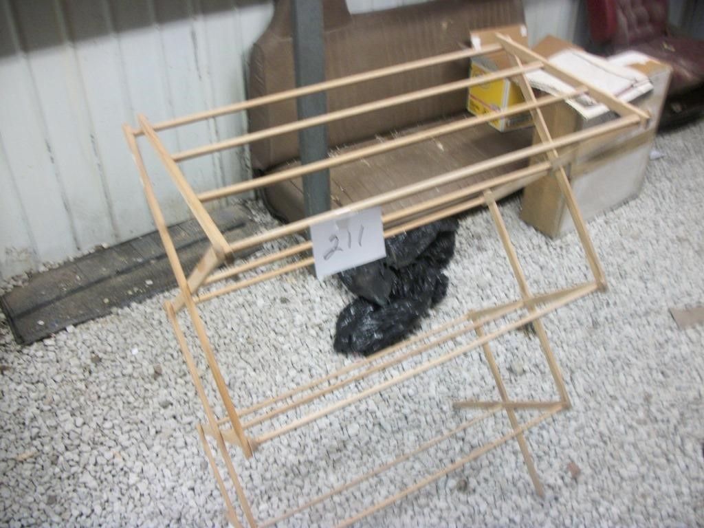 WOODEN CLOTHES DRYING RACK
