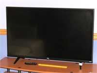 TCL 43 Flat Screen Roku TV with Remote - Located