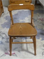 OAK CHILDS CHAIR 14" SEAT HEIGHT