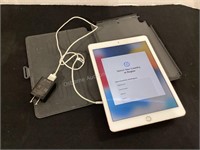 iPad, 6 3/4"x9 1/2", Reset, with charger