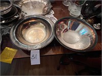 2 METAL BOWLS