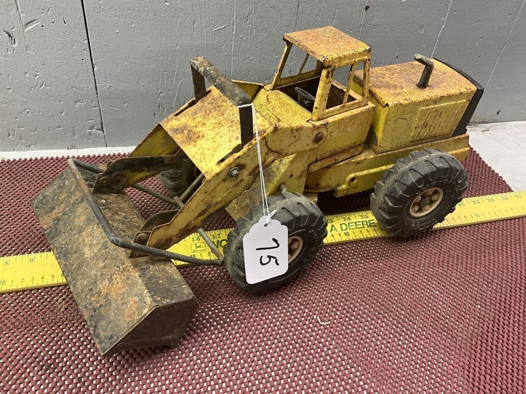 Harry Navrude's Toy Tractor & Coin Sale June 26th, 2024