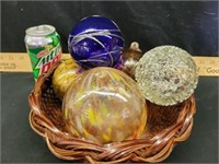 Basket w/glass balls