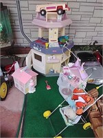 Play Kitchen, Doll Houses & More
