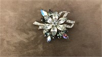 Vintage Weiss Brooch with matching earrings