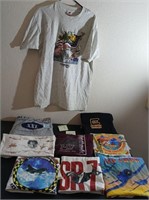 W - MIXED LOT OF GRAPHIC TEES (I62)