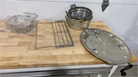 Kitchen metal ware