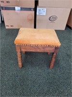 VTG SOLID WOOD UPHOLSTERED FOOT STOOL