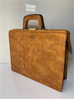 RARE STRADELINA LEATHER BRIEFCASE WITH KEY