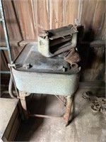 Old wringer washer