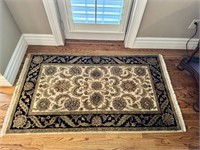 $ Hand Knotted Oriental Accent Rug 36x63