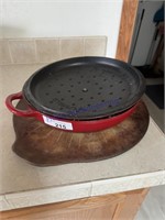 CAST IRON PAN W/ LID, PIZZA STONE